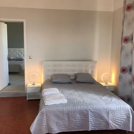 Holiday home Pierre Et Paul Corbara